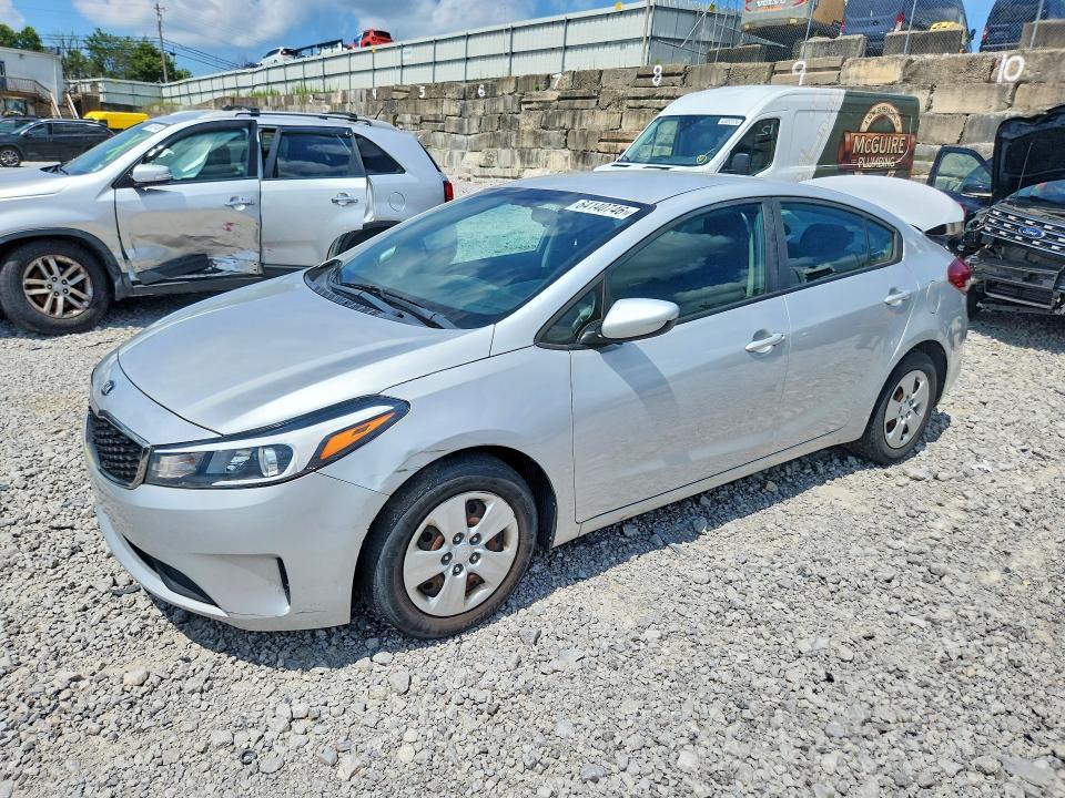 2018 Kia Forte — фото 1