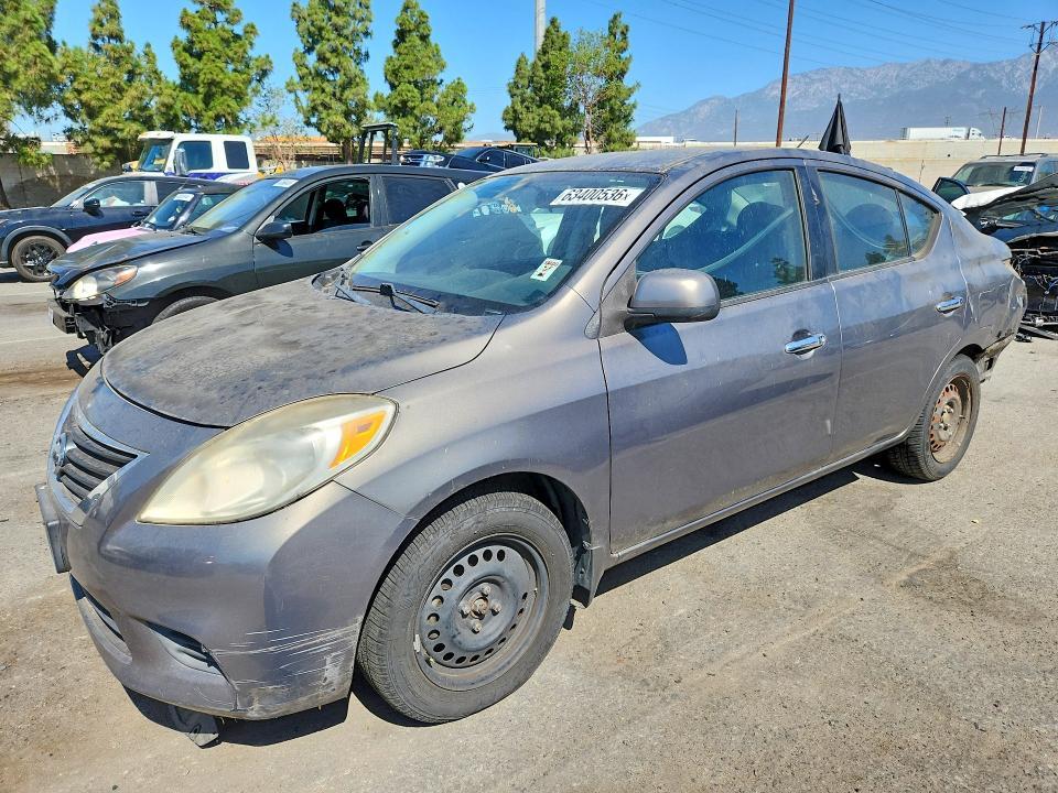 2012 Nissan Versa — фото 1