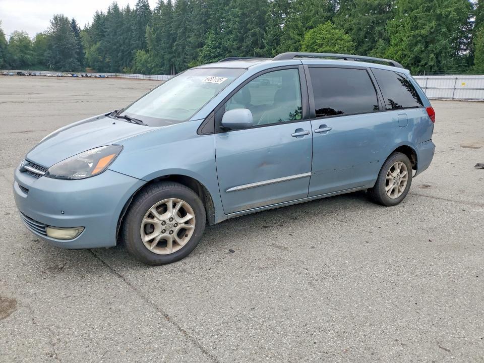 2004 Toyota Sienna — фото 1
