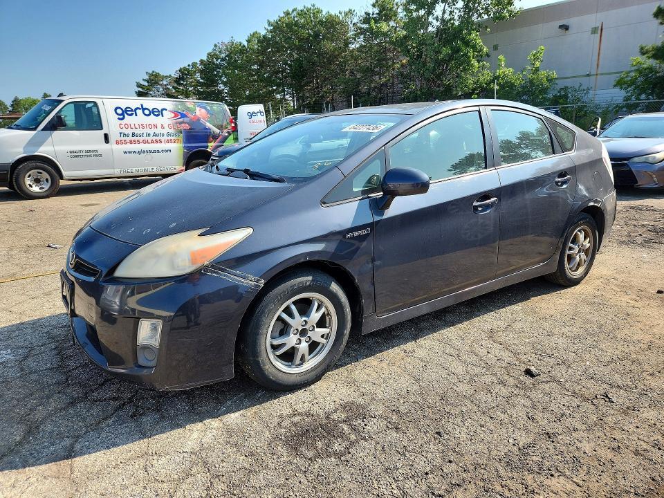 2010 Toyota Prius — фото 1