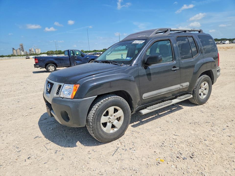2013 Nissan Xterra — фото 1