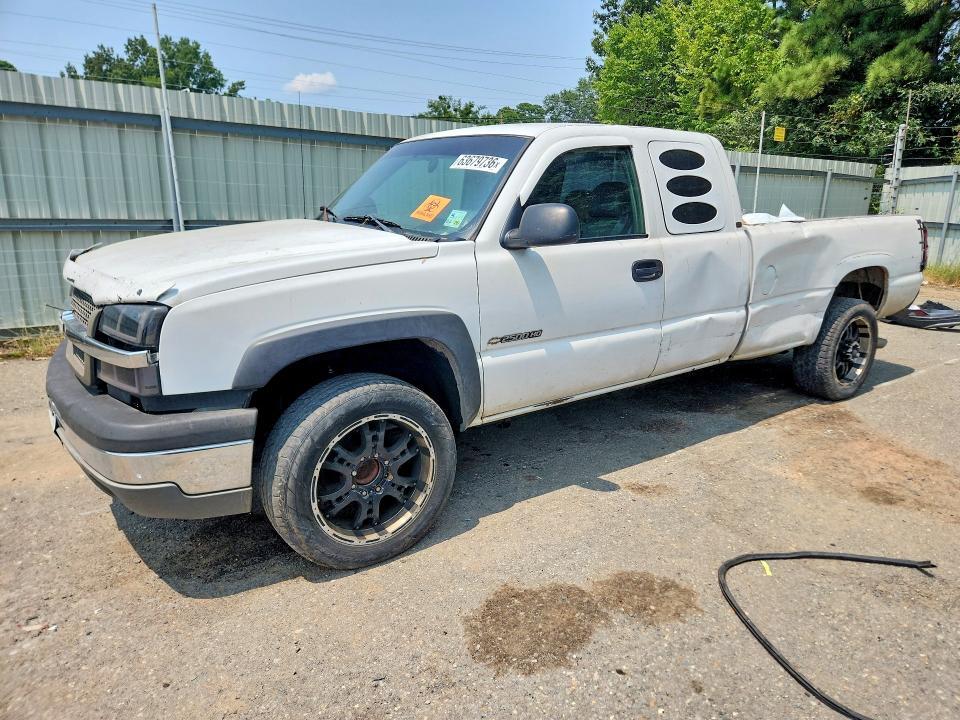 2003 Chevrolet Silverado — фото 1