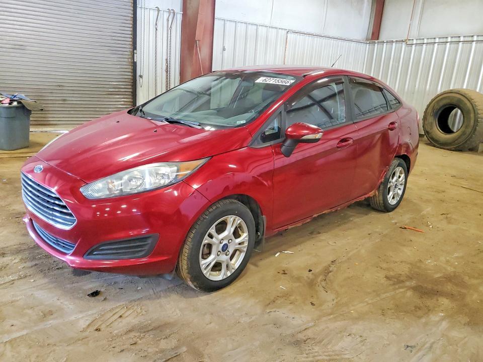2015 Ford Fiesta — фото 1