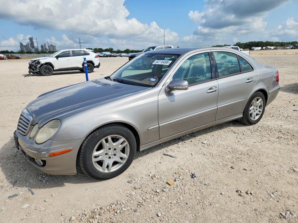 2007 Mercedes-Benz E — фото 1