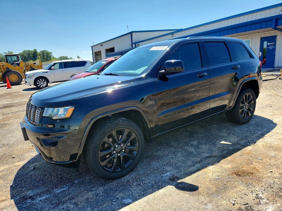 2017 Jeep Grand Cherokee — фото 1