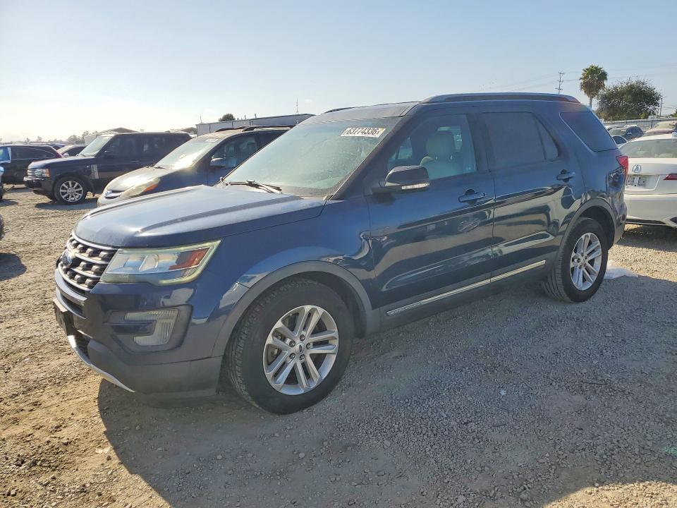 2016 Ford Explorer — фото 1
