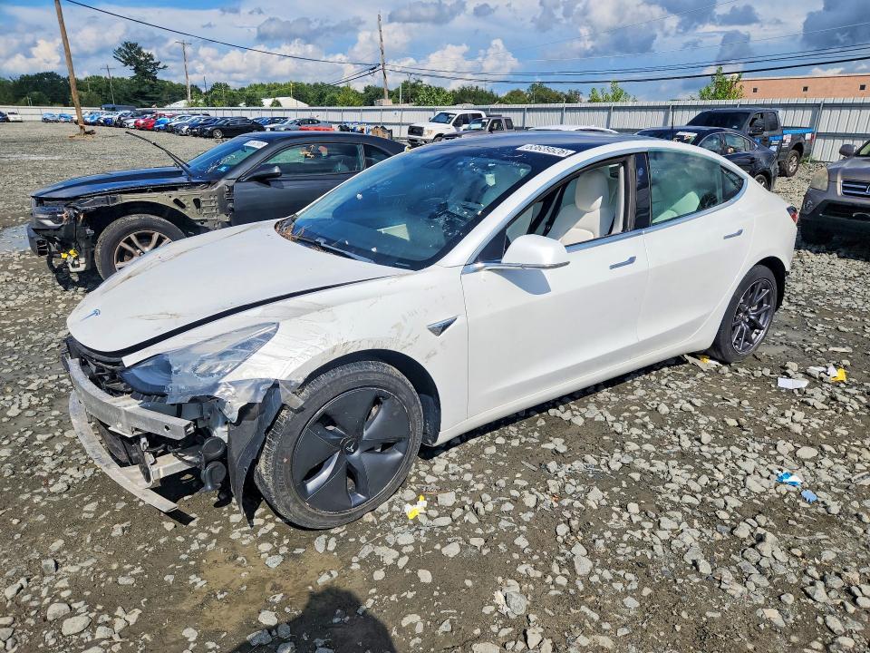 2020 Tesla Model 3 — фото 1