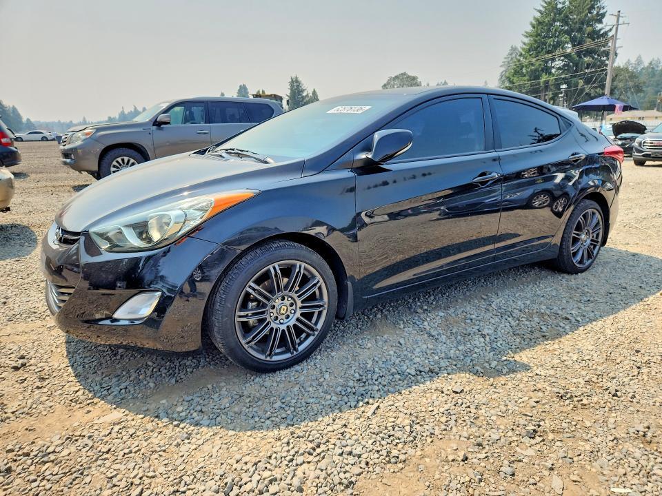 2013 Hyundai Elantra — фото 1