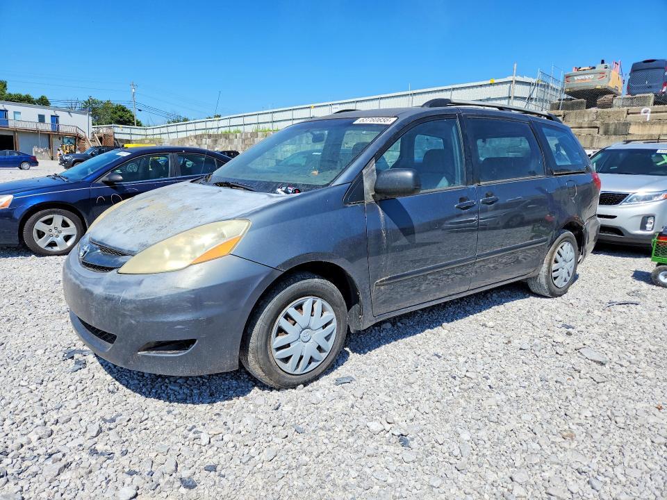 2006 Toyota Sienna — фото 1