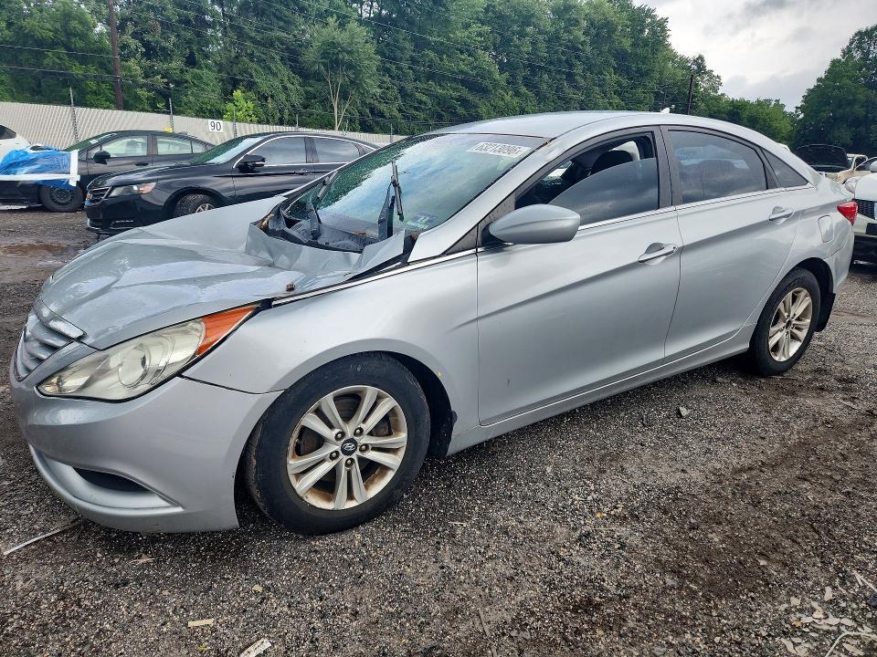 2011 Hyundai Sonata — фото 1