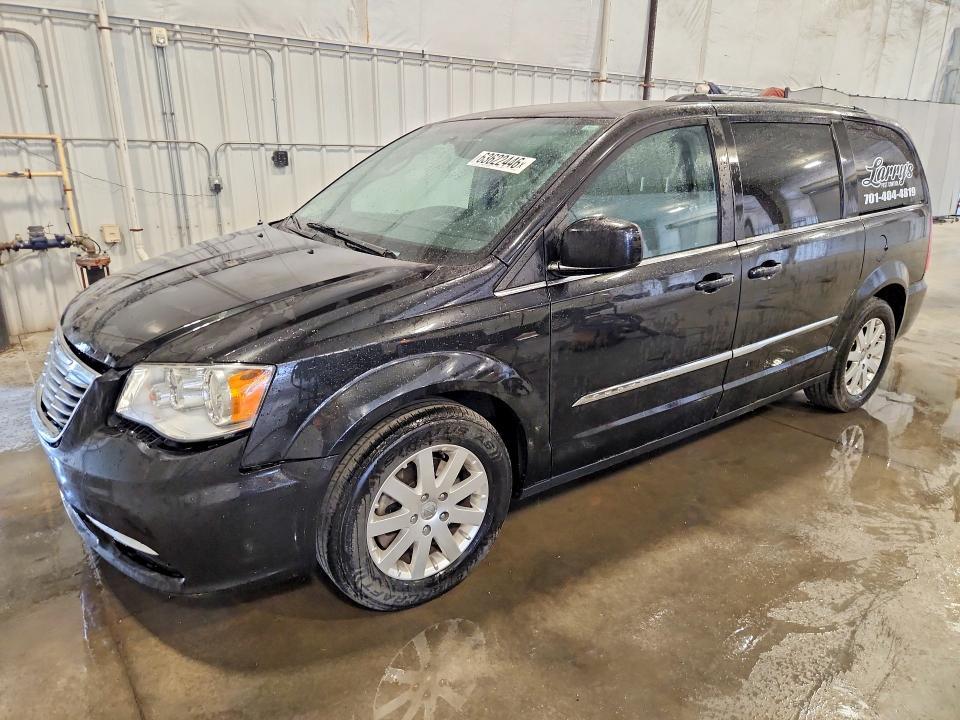2016 Chrysler Town Country — фото 1