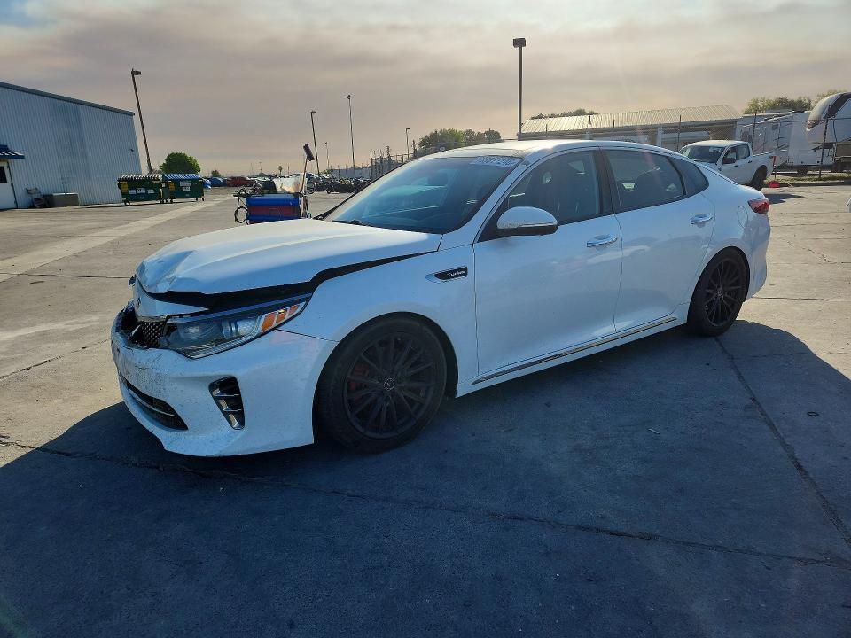 2016 Kia Optima — фото 1
