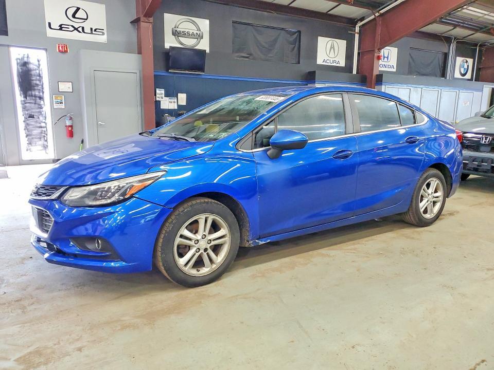 2017 Chevrolet Cruze — фото 1