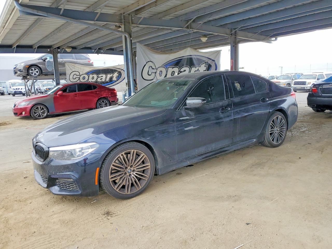 2019 BMW 5 SERIES — фото 1